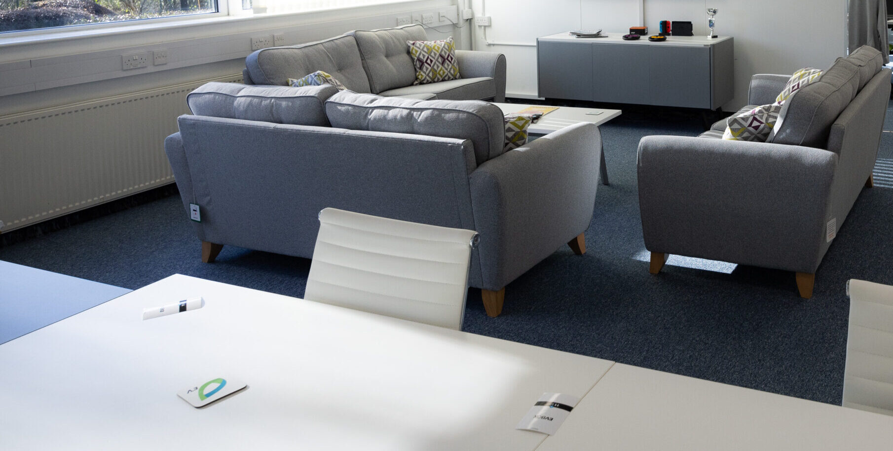 A photo of an office space